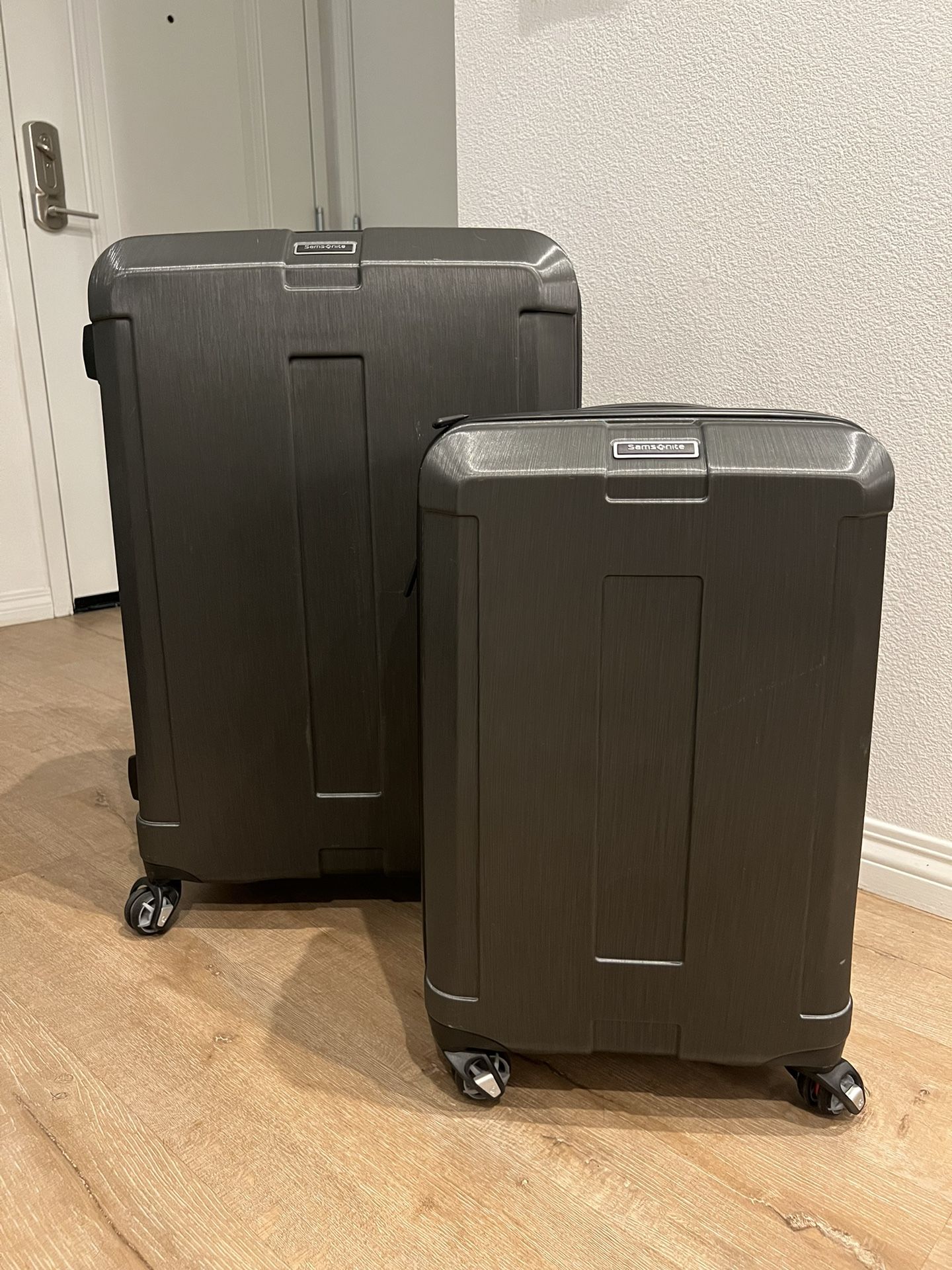 Costco Samsonite 2-Piece Luggage Set