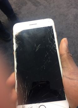 Broken iPhone 7plus