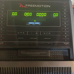Free motion Treadmill