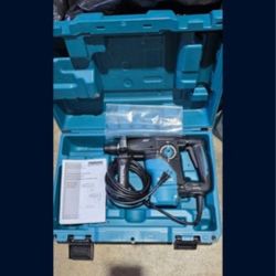Makita AVT Rotary Hammer accepts L-Shape SDS-PLUS bits 1 3/16"