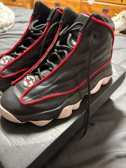Jordan Strong (GS) size 4