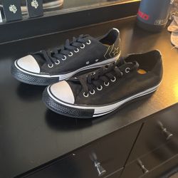 Black Converse 