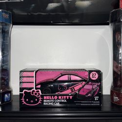 Vintage / Y2K New Sanrio Hello Kitty Remote Control Car With Wheel Controller 
