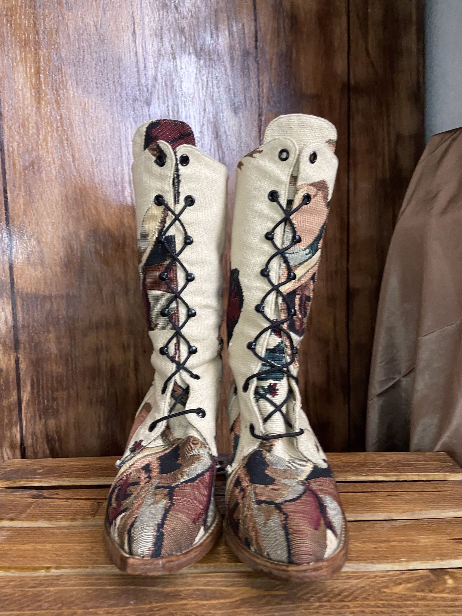 Handmade Tapestry Lace-Up Boots - Women’s Size 8 | Vintage Style