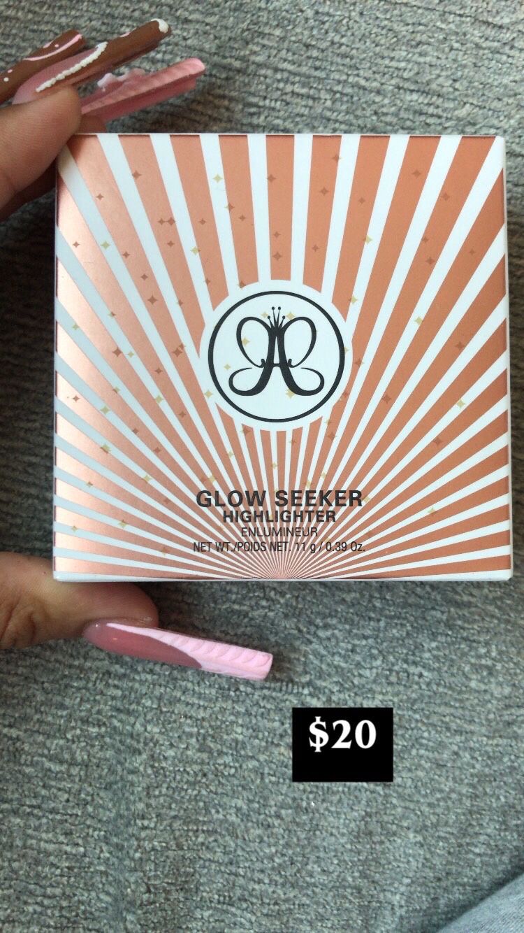 Anastasia GlowSeeker Highlighter