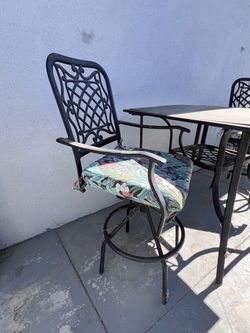 Patio set high table