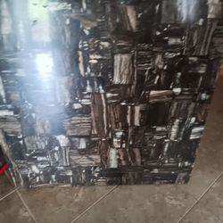 Nice Marble Top Table Medium Size