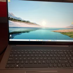 🚨 HP Envy Laptop 17t-cr100, 17.3" Bluetooth Laptop 💻 -w/ windows 11