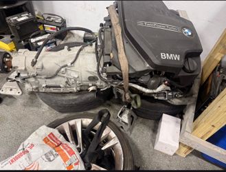 2016 BMW 528 motor and transmission