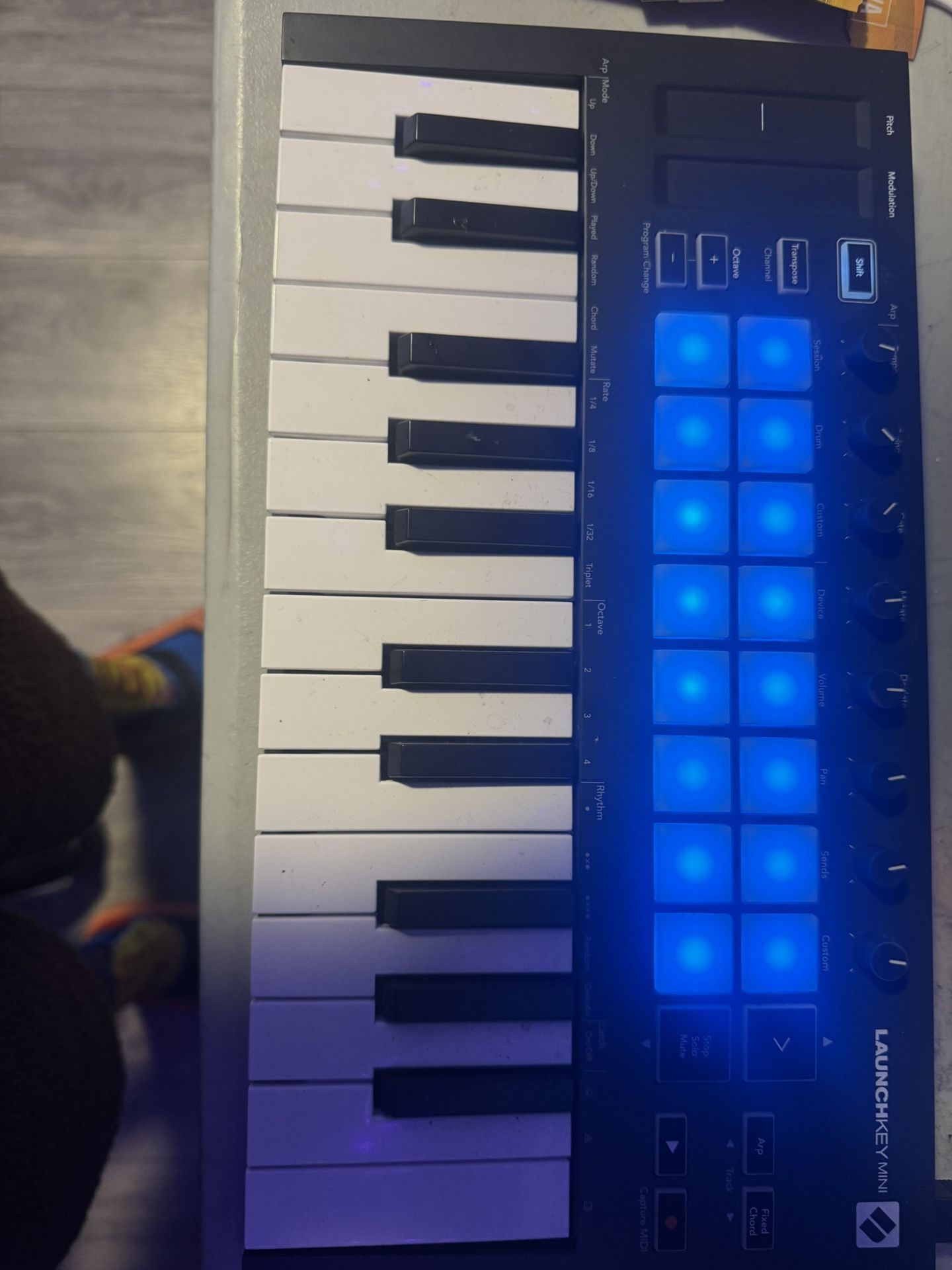 Novation LaunchKey Mini