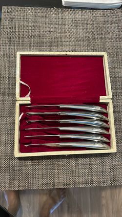 vintage set of stainless steel steak or utility knives,