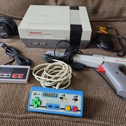 Nintendo NES Entertainment System 
