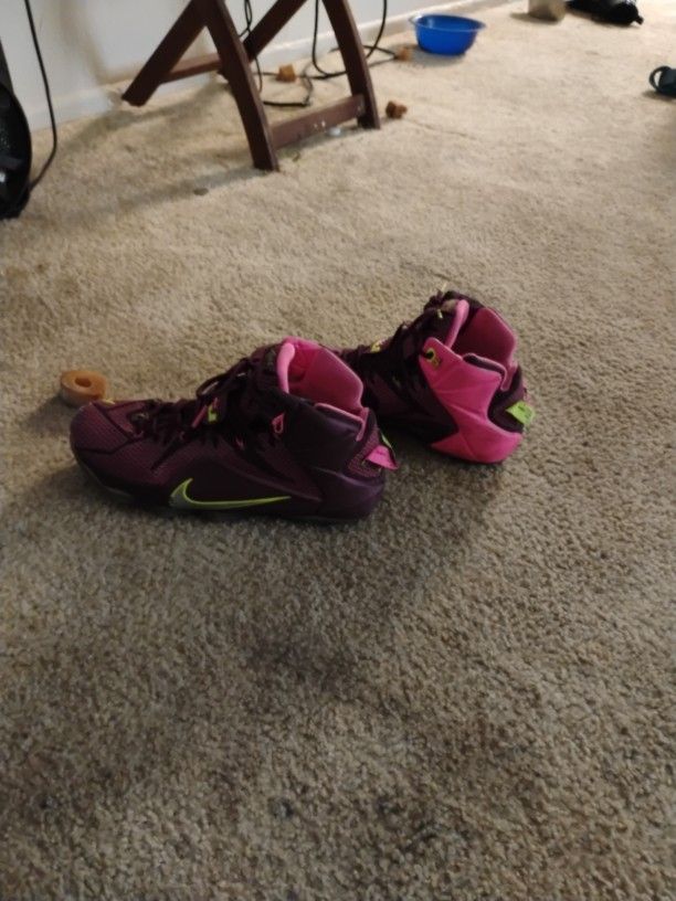 Nikes My by Nike