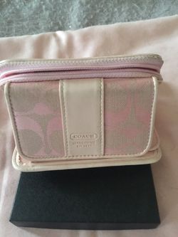 Nice pink coach wallet