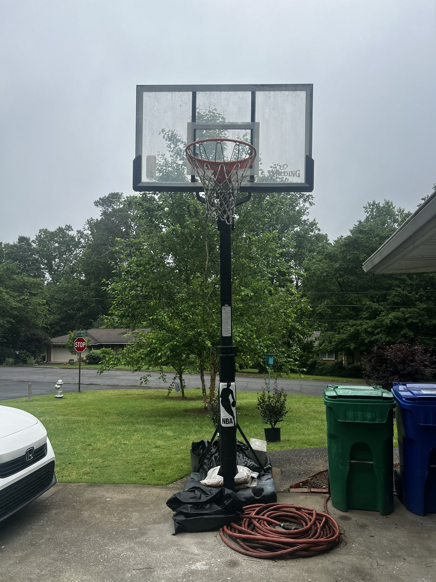 Spalding Basketball Hoop