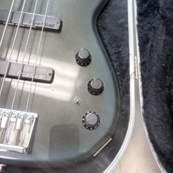 FENDER HEARTFIELD DR4