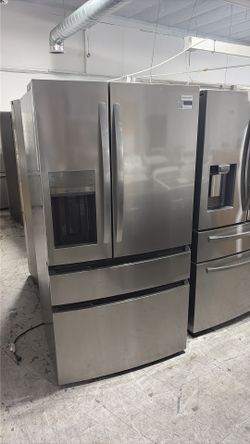 Frigidaire French door refrigerator