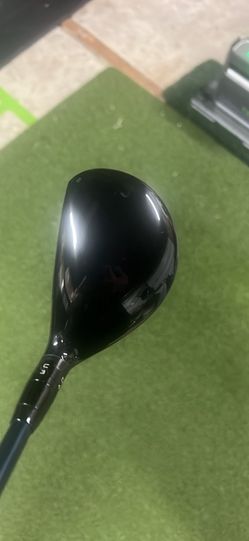 Titleist TSR2 3 Hybrid With Blue Velocore Shaft