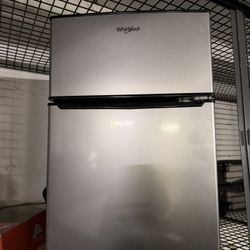 Mini Whirlpool Refrigerator And Freezer