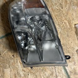 Dodge Ram Passenger Headlight 