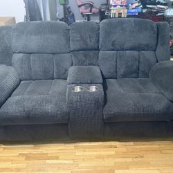 Reclining Loveseat 