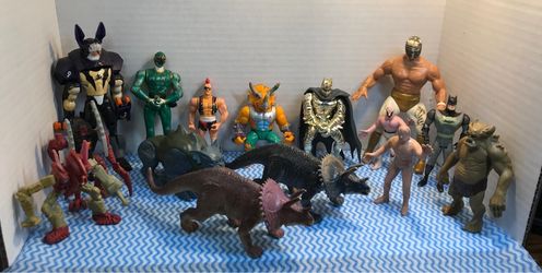 Mixed Action Figures Lot of 15+