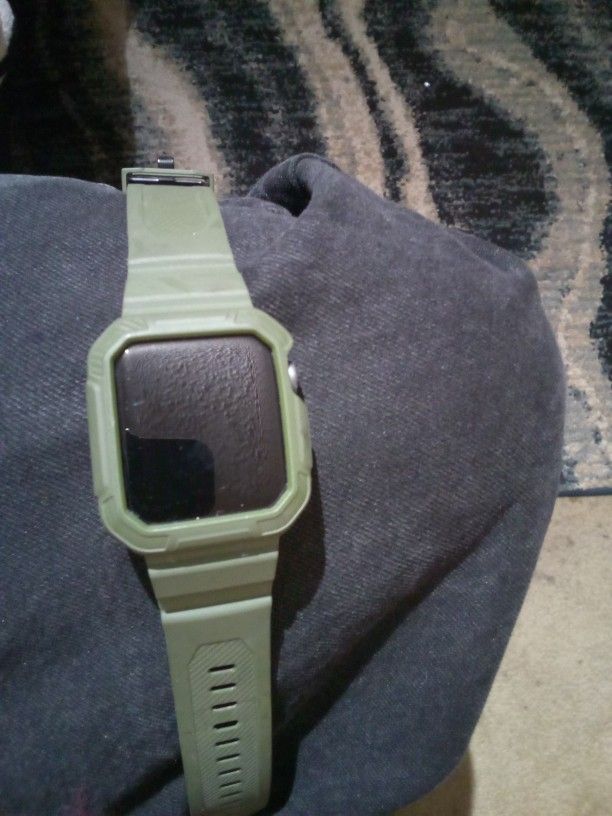 Apple Watch Series 4 50mm Gps+Cellular for Sale in Troutdale, OR