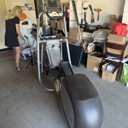 Precor 5.37 Elliptical Machine 