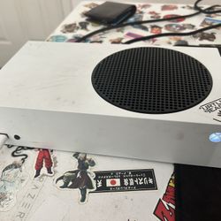Xbox Series S (READ DESCRIPTION)
