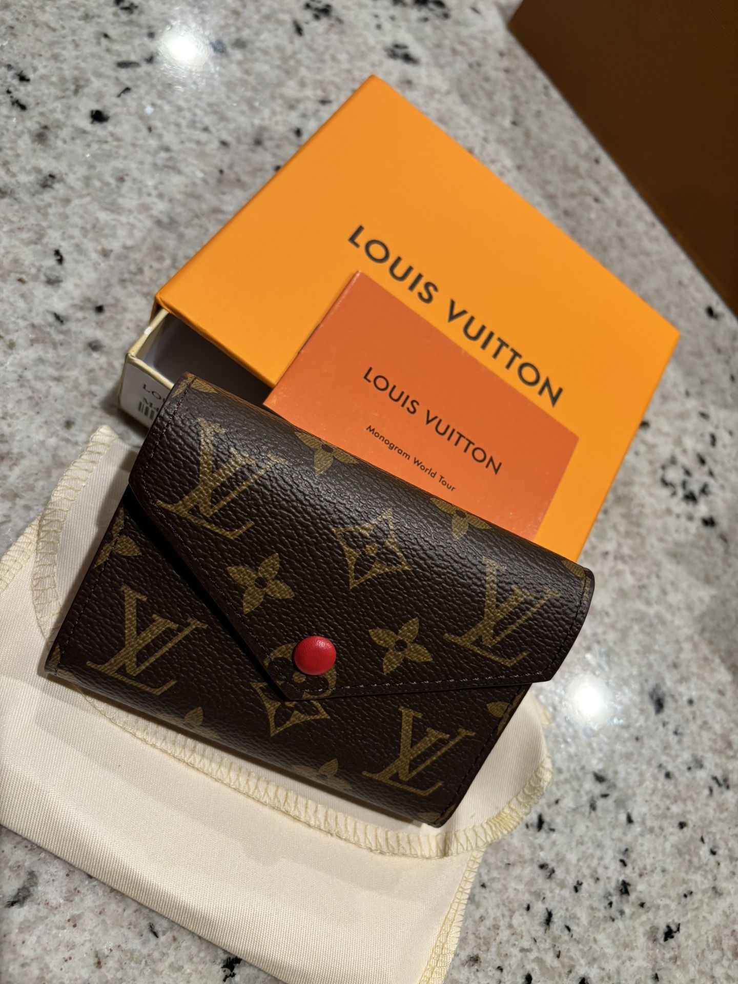 LV Wallet