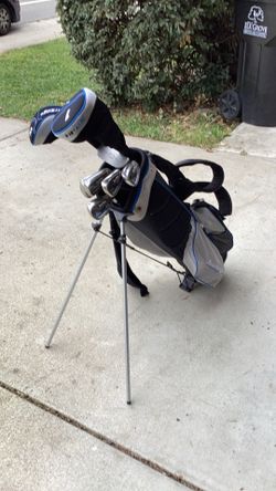 Tour Edge Junior Complete Set Of Golf Club With Tour Edge Super Super light Bag Drivers  Nice  Putter Not Used Very Much Almostnew 