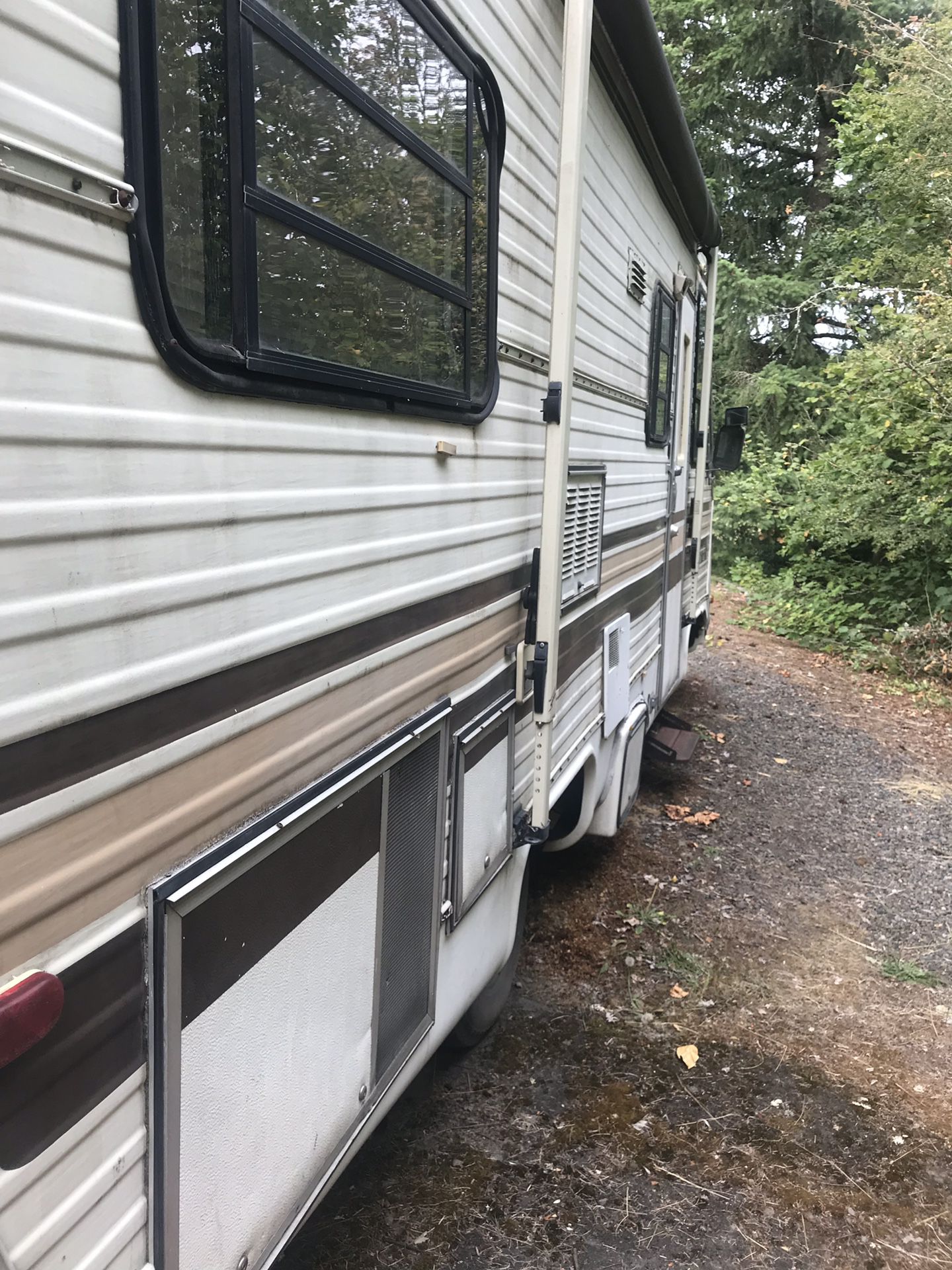 1984 Chevy Eldorado Motorhome for sale. Need gone ASAP. All offers considered.