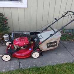 Toro Self-Propelled Lawn Mower 