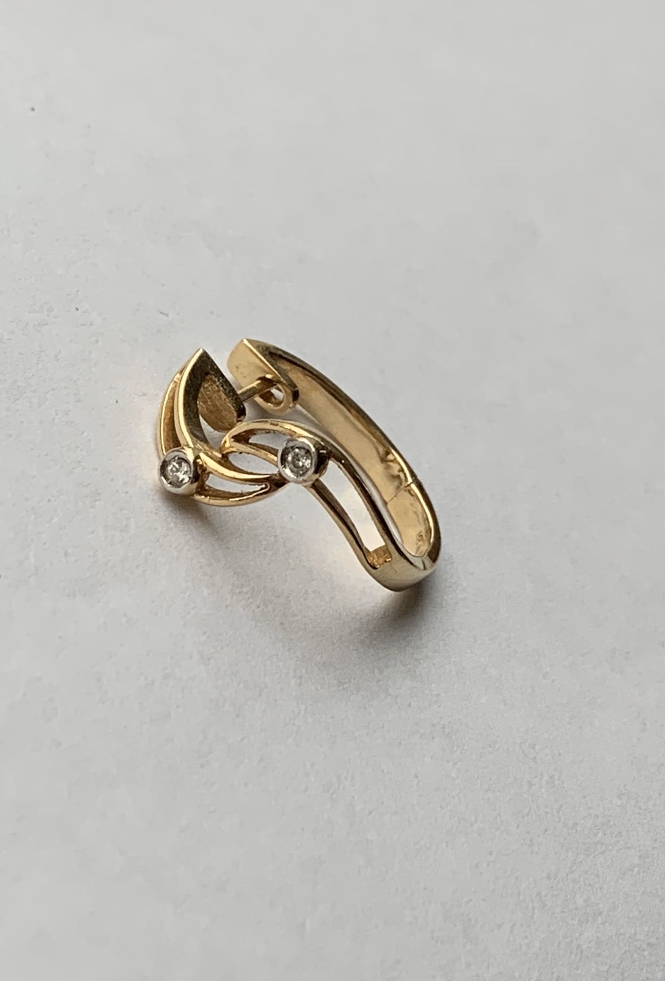 14K Yellow Gold Earring Hoop with Diamonds 1”