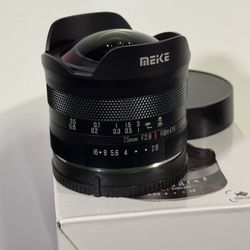 Meke 7.5mm F2.8 Fisheye Lens ASP-C 