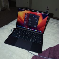 MacBook Air 13in M3 256 G