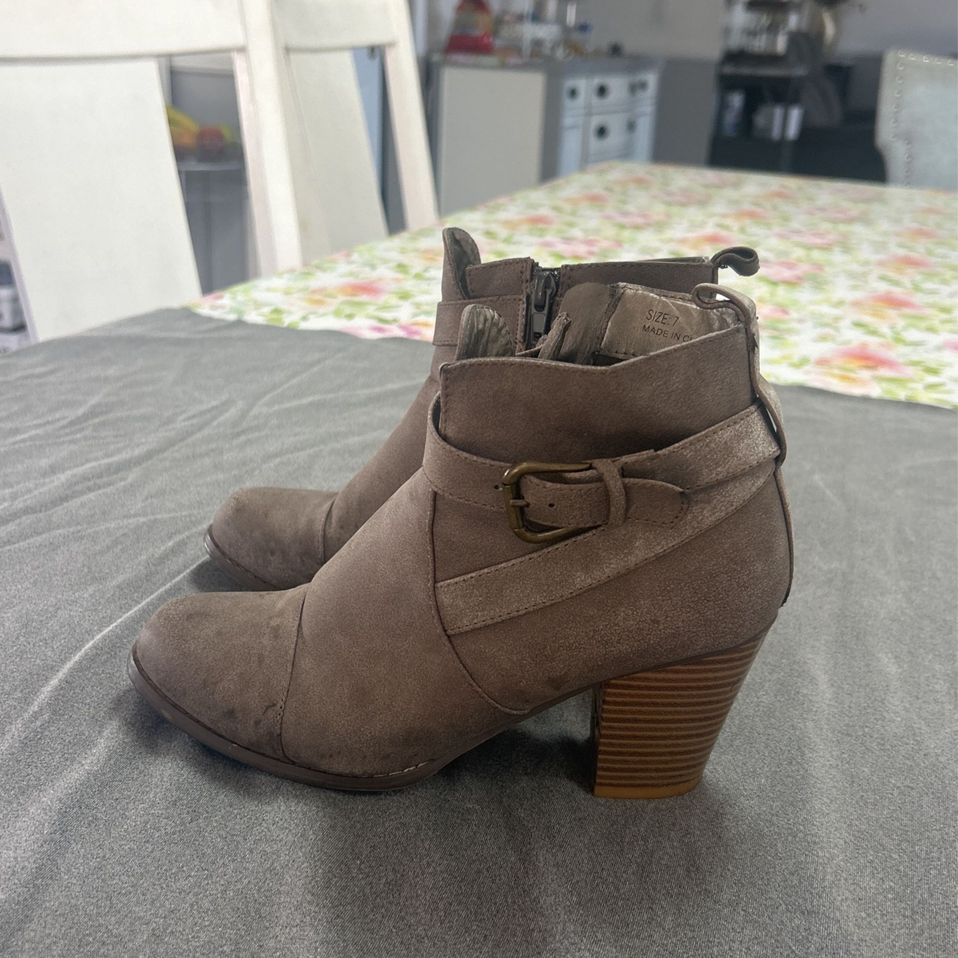 Women Boots