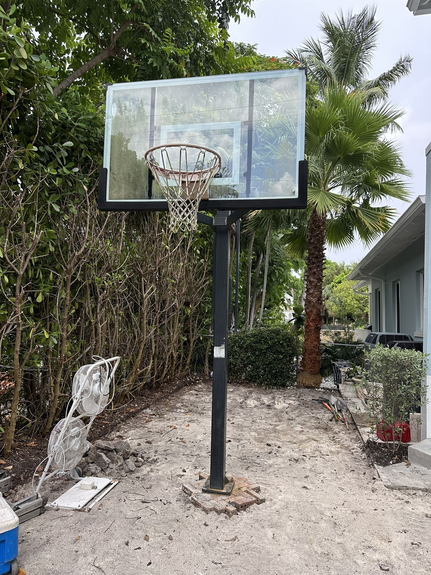 In Ground Basketball Hoop