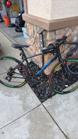 Tommaso Siena gravel bike Giant 8 speed mountain bike and six three zero cruiser