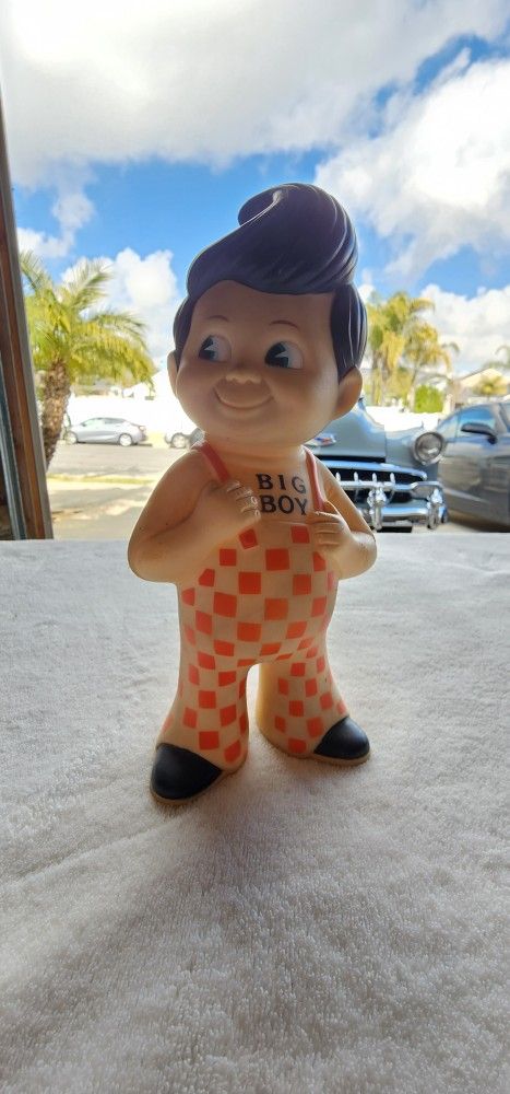 vintage 1970s 70s Bob's Big Boy collectible bank advertising toy