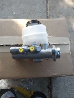 Master Cylinder 