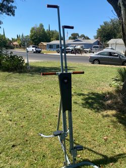 Exercise equipment climber/ step machine