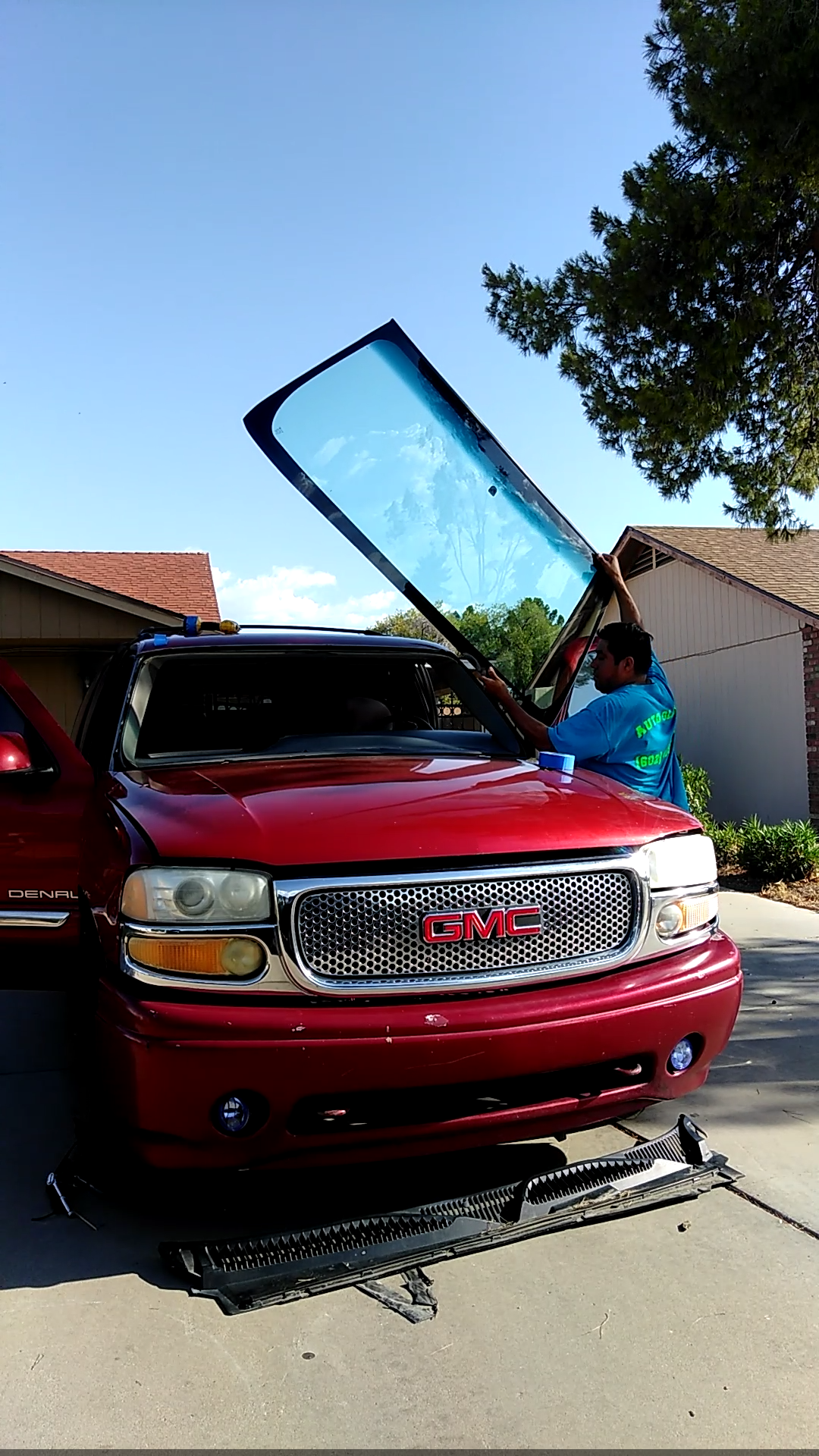 AUTO GLASS .VIDRIOS PARA CARROS Y TROCAS LLAME AL *602*435*90*91