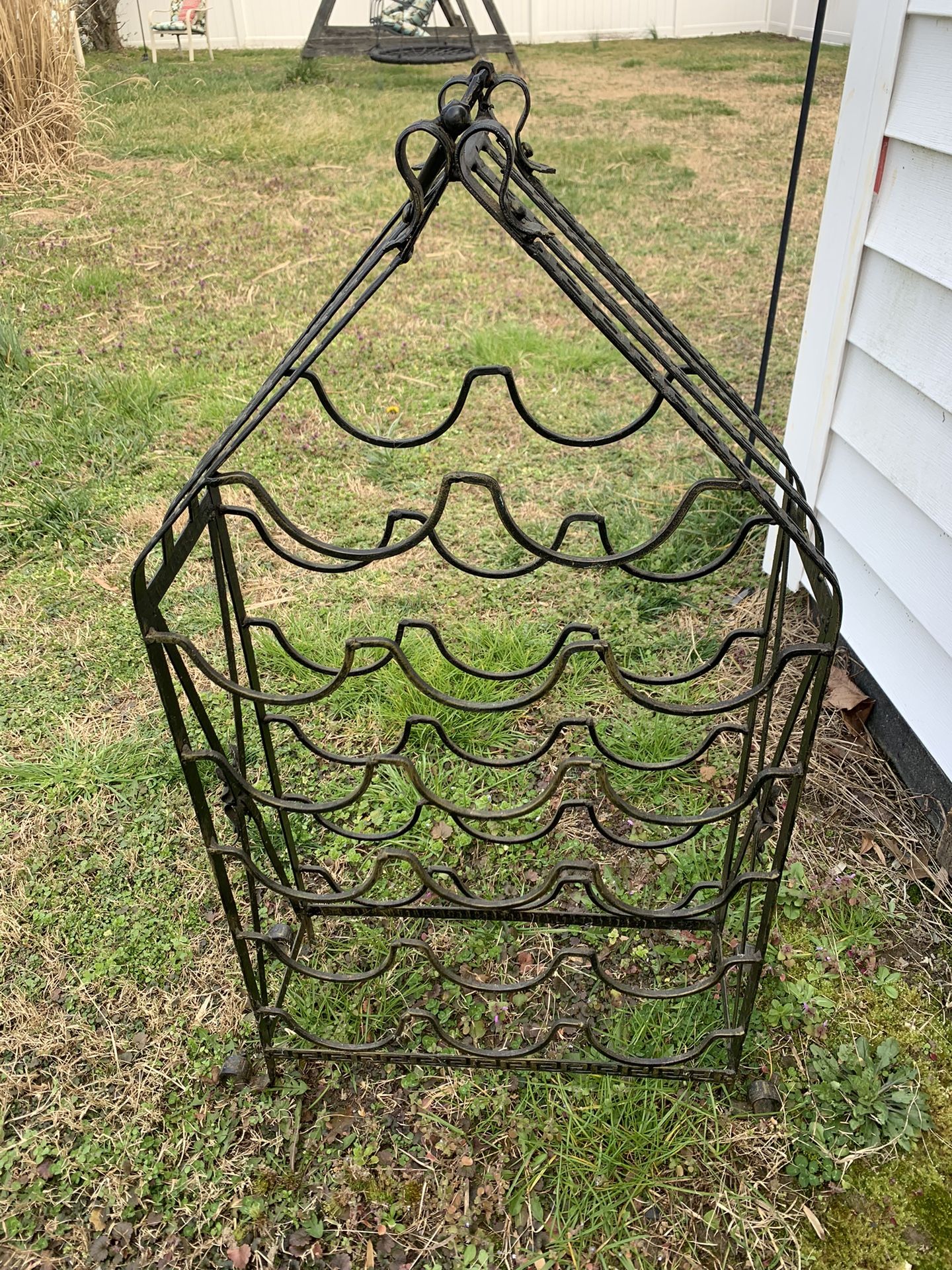Solid Stout Iron Wine Rack