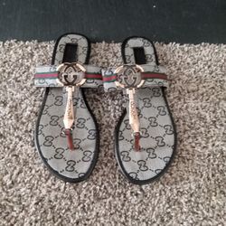 Gucci Woman's Open Toe Sandals Size 8