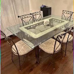 Kitchen table