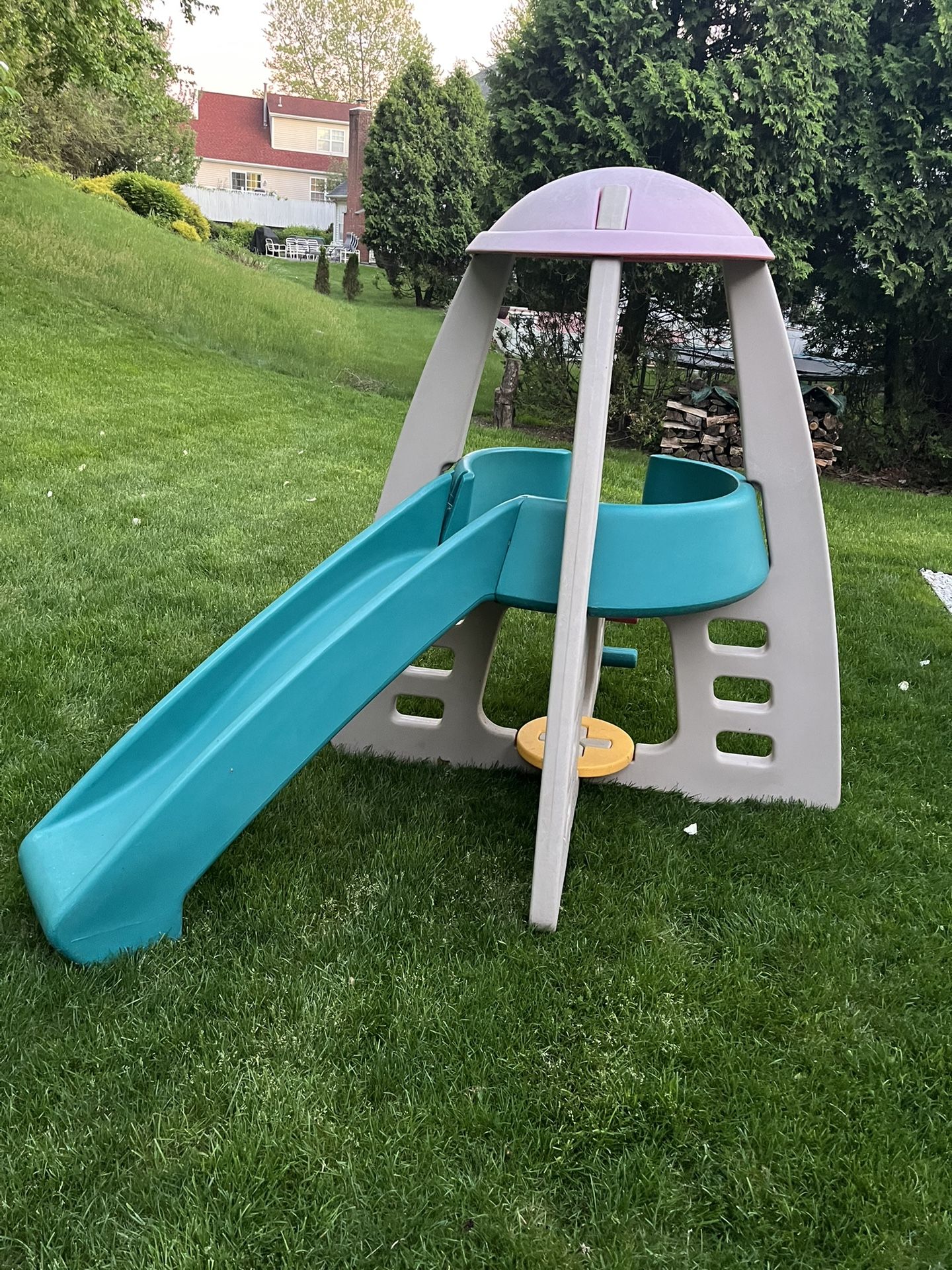 OUTDOOR CHILD SLIDE