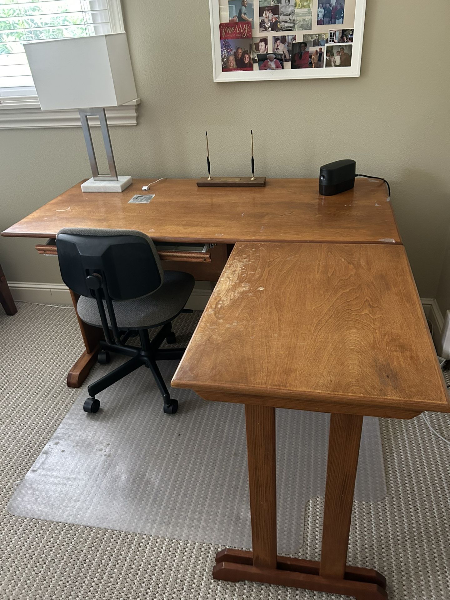 Office Desk With Chair