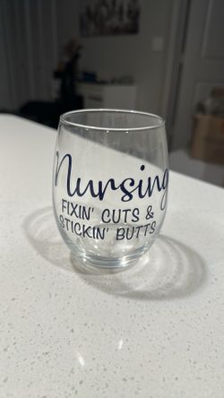Nursing wine glass