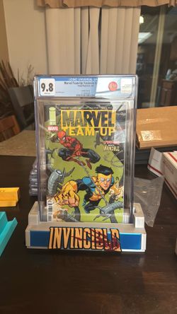 Invincible marvel team ups with spider man graded comic slab 9.8